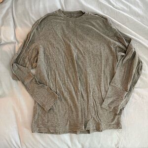 Skims Boyfriend Long Sleeve Tee in Grey